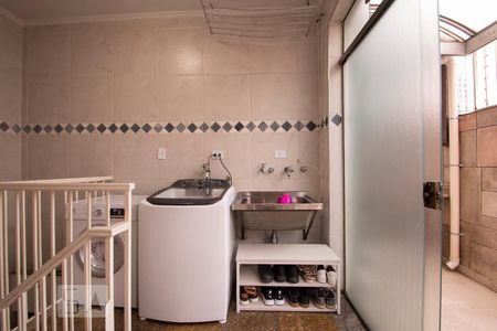 Casa à venda com 115m², 3 quartos e 5 vagasÁrea de Serviço