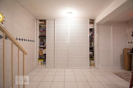 Casa à venda com 115m², 3 quartos e 5 vagasÁrea Externa