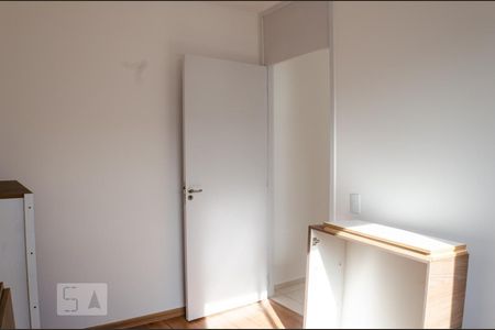 Quarto de apartamento para alugar com 1 quarto, 47m² em Salgado Filho, Belo Horizonte
