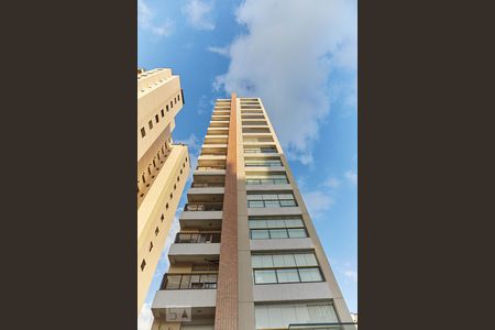 Apartamento à venda com 75m², 2 quartos e 2 vagasFachada