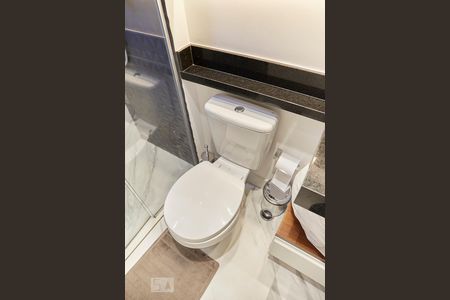 Apartamento à venda com 75m², 2 quartos e 2 vagasBanheiro da Suite 