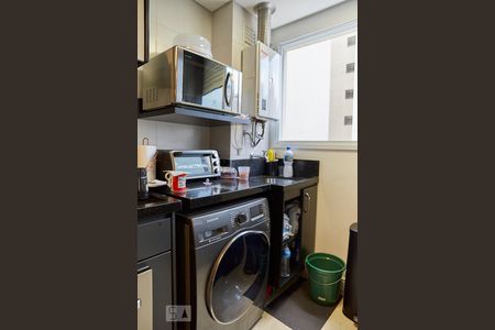 Apartamento à venda com 75m², 2 quartos e 2 vagasÁrea de Serviço