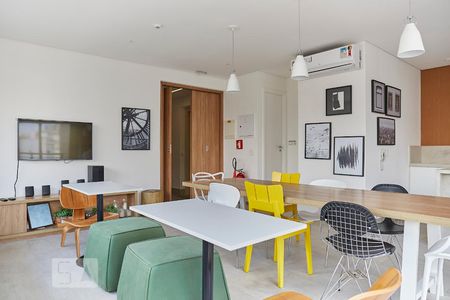 Apartamento à venda com 75m², 2 quartos e 2 vagasÁrea comum - Salão de festas