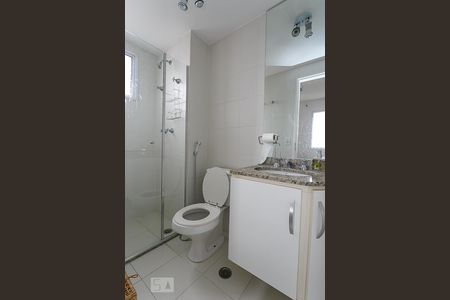 Apartamento para alugar com 75m², 3 quartos e 2 vagas Apartamento para alugar com 75m², 3 quartos e 2 vagasBanheiro da Suíte