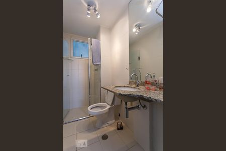 Apartamento para alugar com 75m², 3 quartos e 2 vagas Apartamento para alugar com 75m², 3 quartos e 2 vagasBanheiro da Suíte