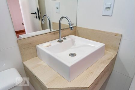 Apartamento para alugar com 75m², 3 quartos e 2 vagas Apartamento para alugar com 75m², 3 quartos e 2 vagassuíte