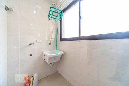 Apartamento para alugar com 75m², 3 quartos e 2 vagas Apartamento para alugar com 75m², 3 quartos e 2 vagasÁrea de Serviço