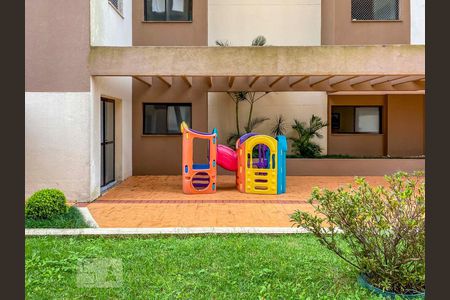 Apartamento para alugar com 75m², 3 quartos e 2 vagas Apartamento para alugar com 75m², 3 quartos e 2 vagasÁrea Comum - Playground