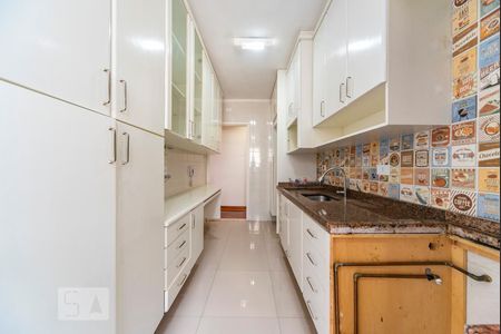 Apartamento para alugar com 75m², 3 quartos e 2 vagas Apartamento para alugar com 75m², 3 quartos e 2 vagasCozinha