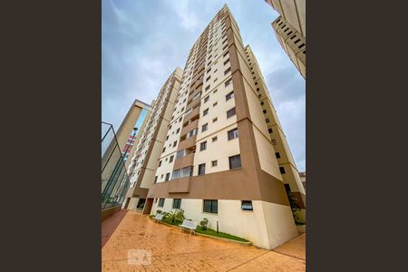 Apartamento para alugar com 75m², 3 quartos e 2 vagas Apartamento para alugar com 75m², 3 quartos e 2 vagasFachada do bloco