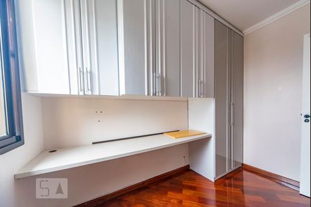 Apartamento para alugar com 75m², 3 quartos e 2 vagas Apartamento para alugar com 75m², 3 quartos e 2 vagasQuarto 1