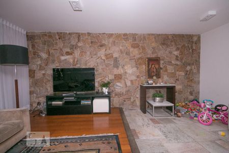 Sala de casa à venda com 5 quartos, 550m² em Santa Teresinha, São Paulo