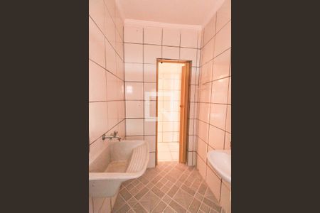Banheiro/Área de Serviço de casa para alugar com 1 quarto, 41m² em Vila Regente Feijó, São Paulo