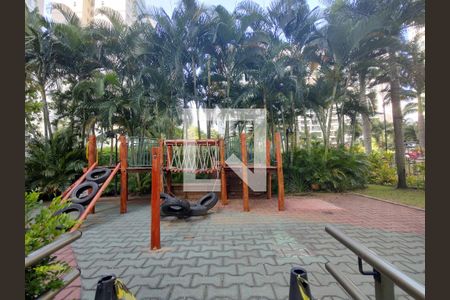 Apartamento à venda com 107m², 3 quartos e 2 vagasÁrea comum - Playground