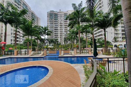 Apartamento à venda com 107m², 3 quartos e 2 vagasÁrea comum - Piscina