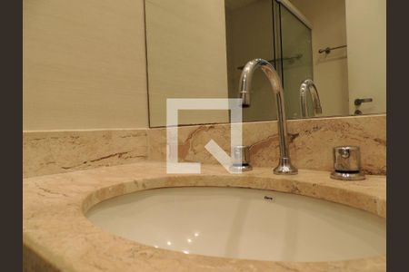 Apartamento à venda com 107m², 3 quartos e 2 vagasBanheiro Social