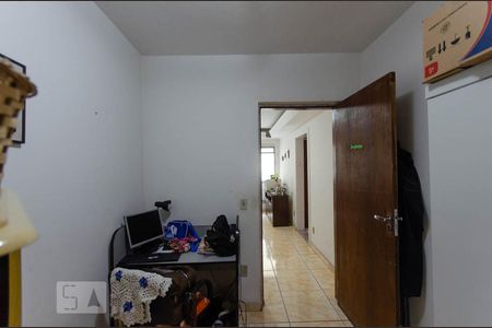 Quarto 1 de casa à venda com 3 quartos, 380m² em Vila Carmosina, São Paulo