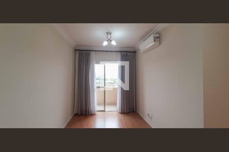 Sala de Estar de apartamento à venda com 3 quartos, 74m² em Quitaúna, Osasco