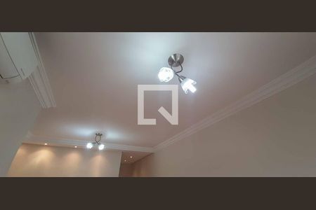 Sala de Estar de apartamento à venda com 3 quartos, 74m² em Quitaúna, Osasco