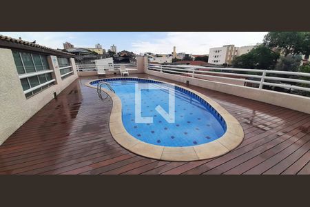 Apartamento à venda com 74m², 3 quartos e 1 vagaÁrea comum - Piscina