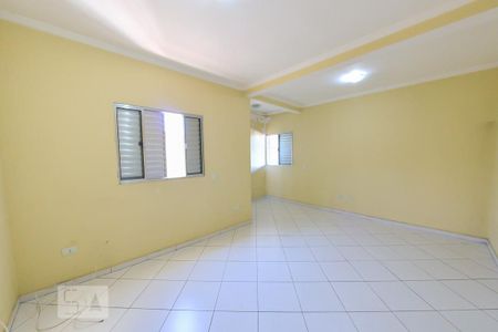 Casa à venda com 213m², 3 quartos e 1 vaga Casa à venda com 213m², 3 quartos e 1 vagaSuite 2