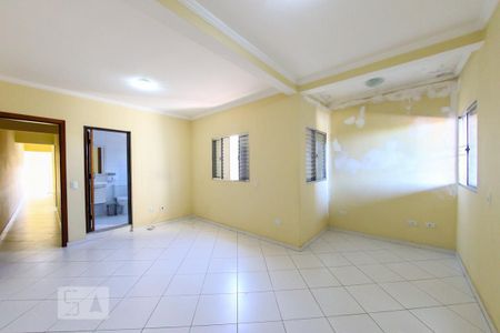 Casa à venda com 213m², 3 quartos e 1 vaga Casa à venda com 213m², 3 quartos e 1 vagaSuite 2