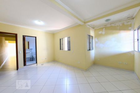 Casa à venda com 213m², 3 quartos e 1 vaga Casa à venda com 213m², 3 quartos e 1 vagaSuite 2