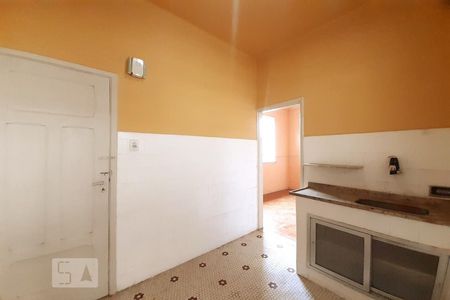 Apartamento para alugar com 95m², 3 quartos e sem vaga Apartamento para alugar com 95m², 3 quartos e sem vagaCozinha