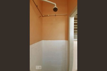 Apartamento para alugar com 95m², 3 quartos e sem vaga Apartamento para alugar com 95m², 3 quartos e sem vagaBanheiro de Serviço