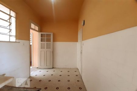 Apartamento para alugar com 95m², 3 quartos e sem vaga Apartamento para alugar com 95m², 3 quartos e sem vagaCozinha