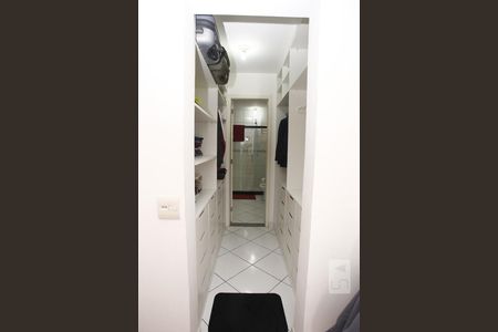 Apartamento à venda com 120m², 3 quartos e 1 vagaCloset