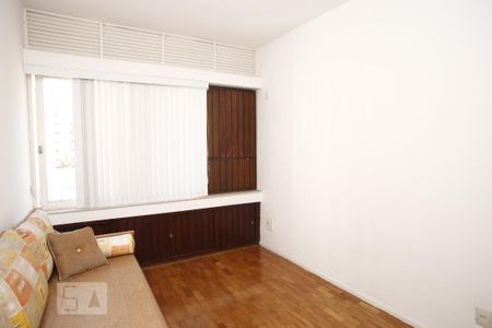 Apartamento à venda com 120m², 3 quartos e 1 vagaQuarto 2