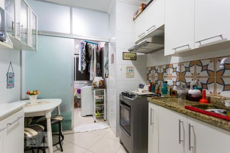 Apartamento à venda com 59m², 2 quartos e 2 vagasCozinha