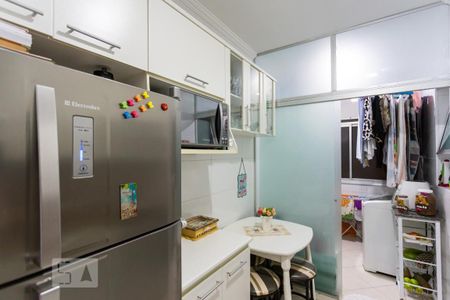 Apartamento à venda com 59m², 2 quartos e 2 vagasCozinha