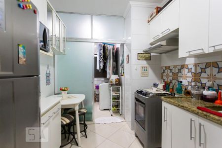 Apartamento à venda com 59m², 2 quartos e 2 vagasCozinha