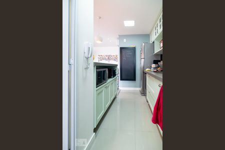 Apartamento à venda com 92m², 2 quartos e 2 vagasCozinha