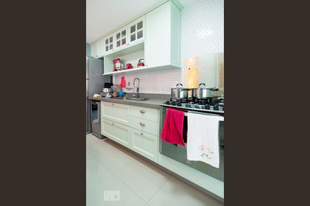 Apartamento à venda com 92m², 2 quartos e 2 vagasCozinha