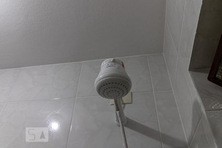 Casa para alugar com 120m², 3 quartos e 5 vagasChuveiro