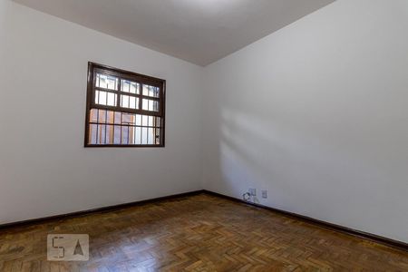 Casa para alugar com 120m², 3 quartos e 5 vagasQuarto Suíte