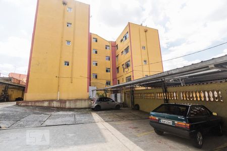 Apartamento à venda com 40m², 2 quartos e 1 vaga Apartamento à venda com 40m², 2 quartos e 1 vagaFachada e garagem