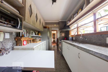 Apartamento para alugar com 160m², 4 quartos e 2 vagasCozinha