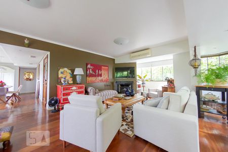 Sala de apartamento para alugar com 4 quartos, 160m² em Auxiliadora, Porto Alegre