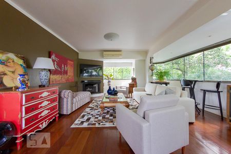 Sala de apartamento para alugar com 4 quartos, 160m² em Auxiliadora, Porto Alegre