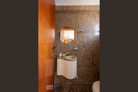 Apartamento para alugar com 160m², 4 quartos e 2 vagasBanheiro do Quarto 4