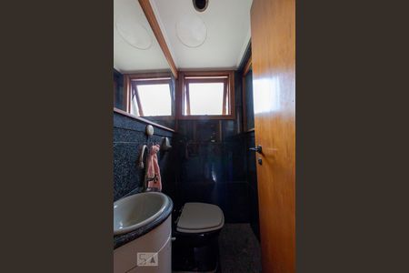Apartamento para alugar com 160m², 4 quartos e 2 vagasLavabo