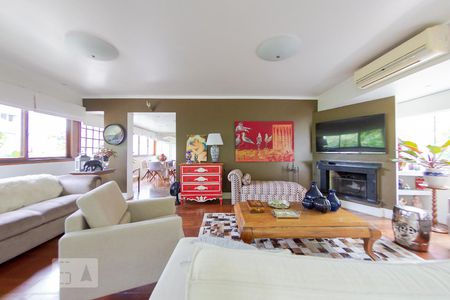 Sala de apartamento para alugar com 4 quartos, 160m² em Auxiliadora, Porto Alegre