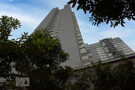 Apartamento para alugar com 50m², 1 quarto e 1 vaga Apartamento para alugar com 50m², 1 quarto e 1 vagaFachada