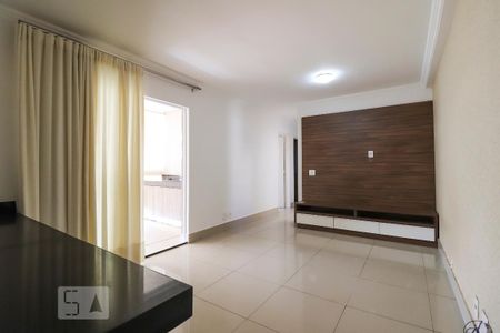 Sala de apartamento para alugar com 3 quartos, 78m² em Setor Faiçalville, Goiânia