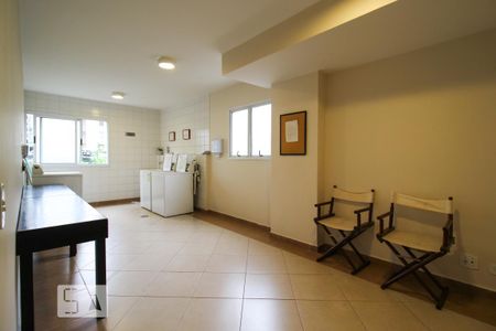 Apartamento para alugar com 52m², 1 quarto e 2 vagasÁrea comum - Lavanderia