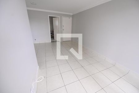 Sala de apartamento para alugar com 3 quartos, 79m² em Jardim Goiás, Goiânia